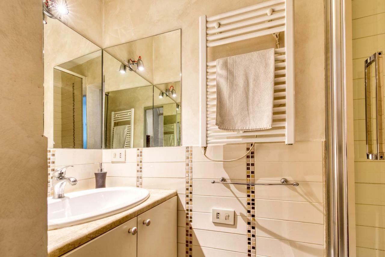 Virgo Apartment Rome Bagian luar foto