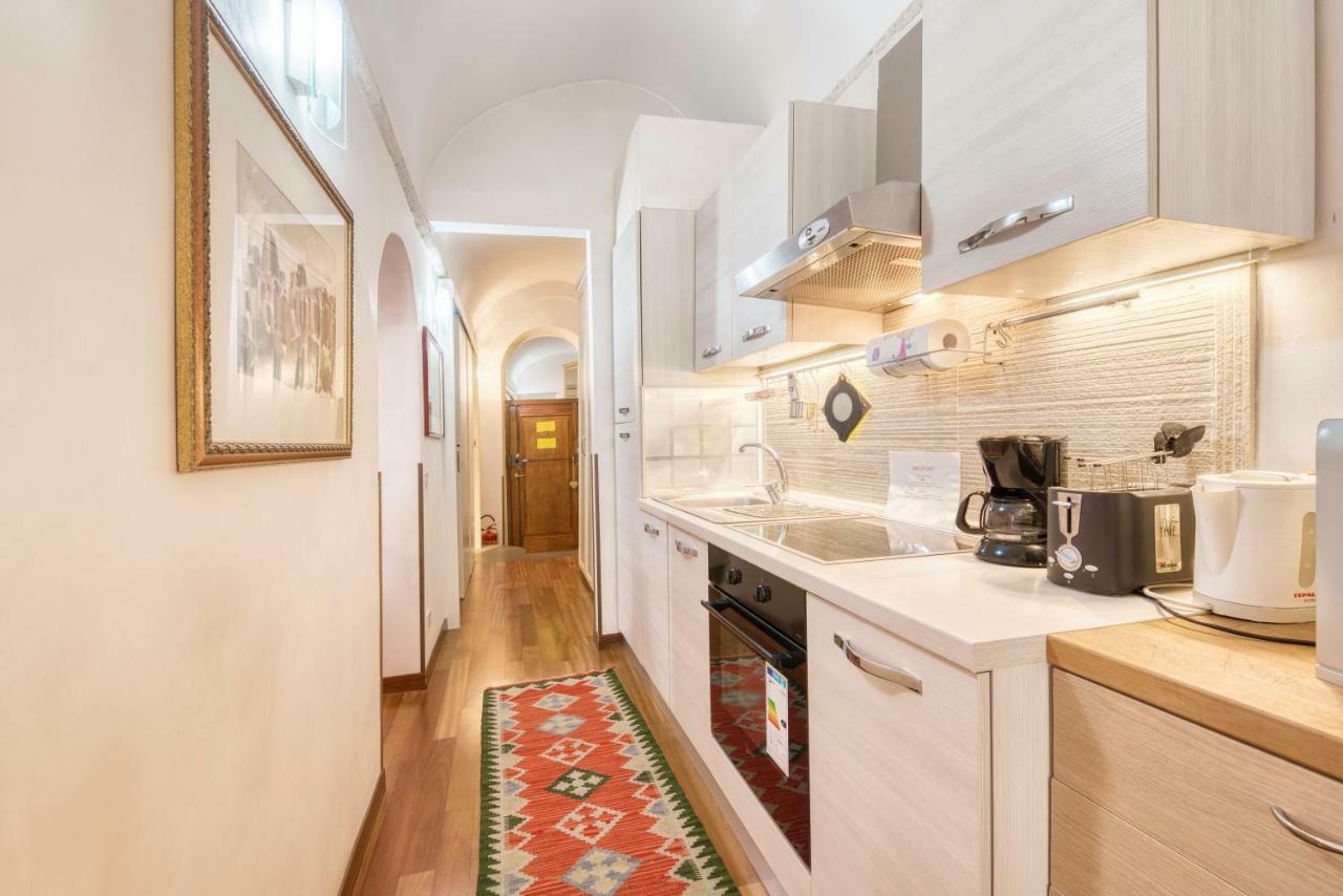 Virgo Apartment Rome Bagian luar foto